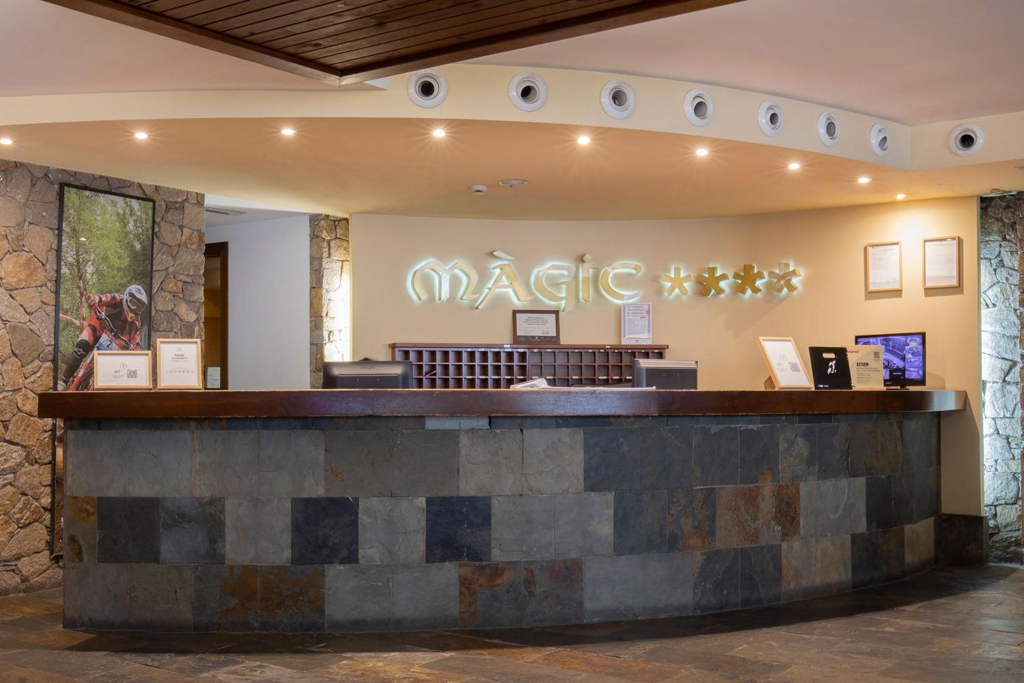 Hotel Magic לה מאסנה מראה חיצוני תמונה